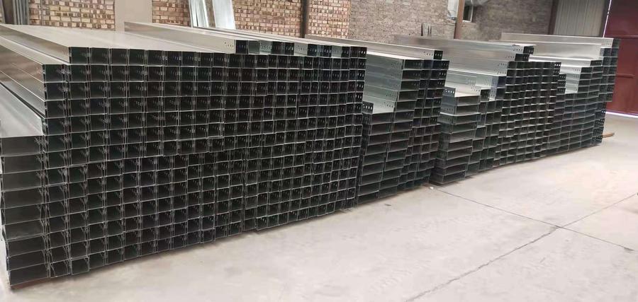 镀锌槽式电缆桥架